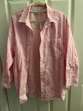 Old Navy Pink and White Striped Button-Down Shirt